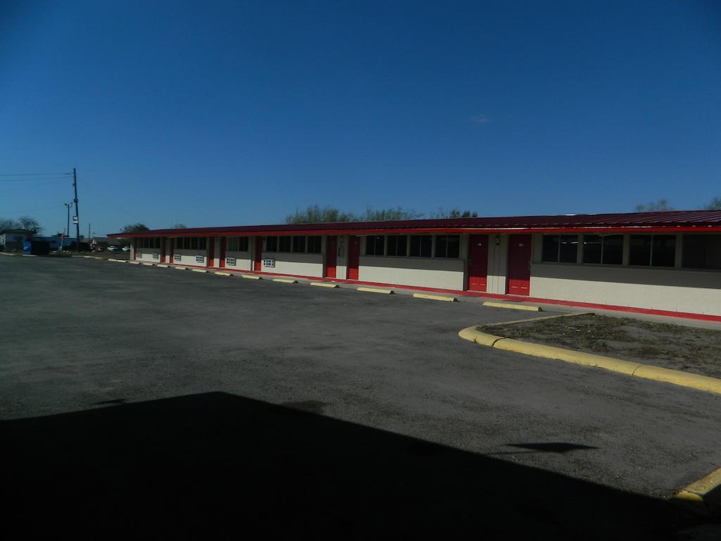 Freer Motel Eksteriør billede